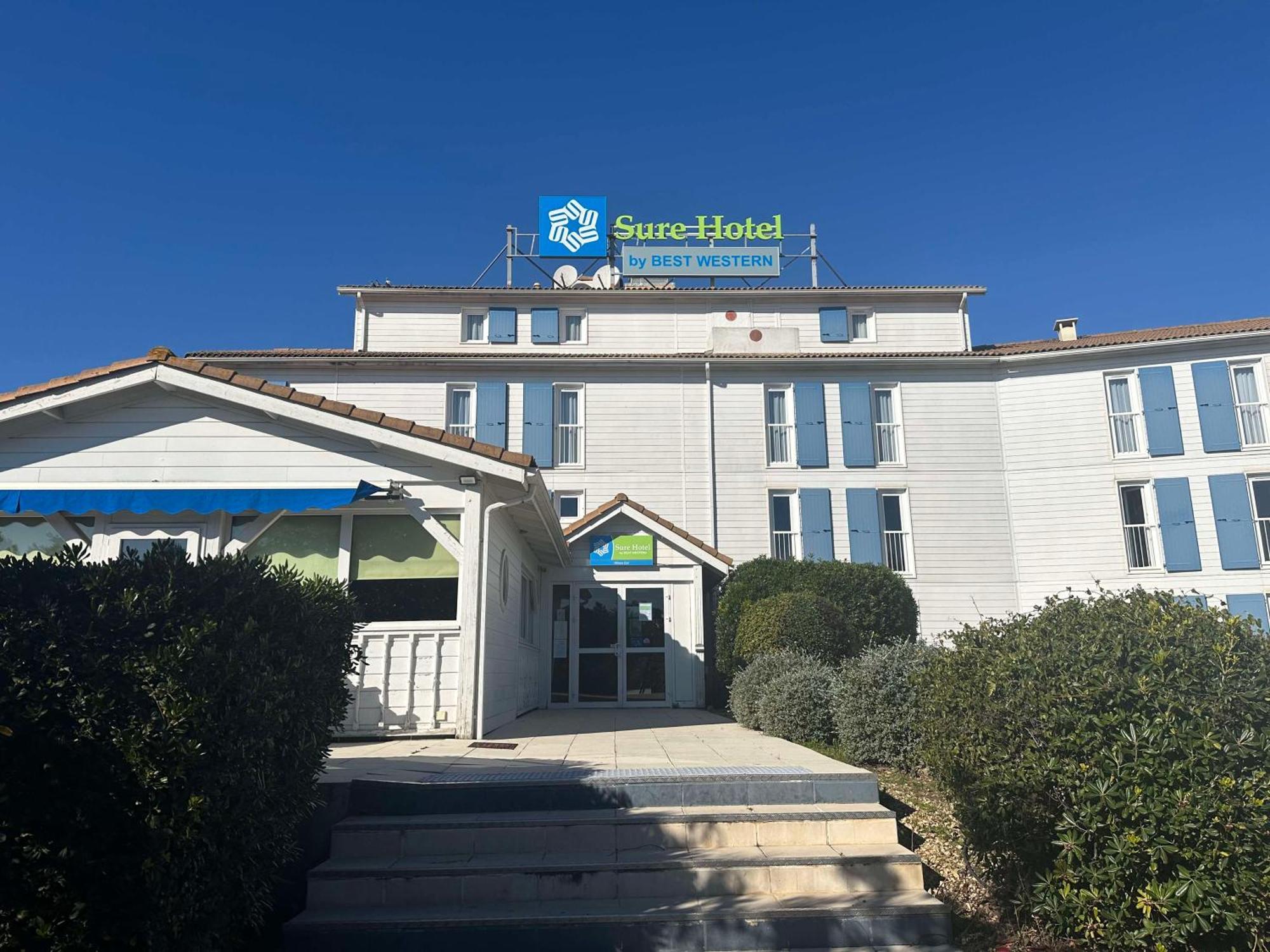 Sure Hotel By Best Western Nimes Est Exterior photo
